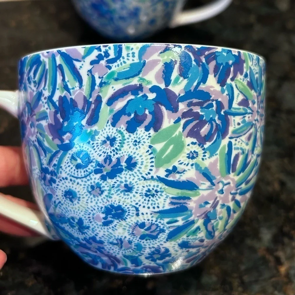 Lilly Pulitzer | Lion Around Blue Print Ceramic Mugs Tropical Vibe | Set of 2